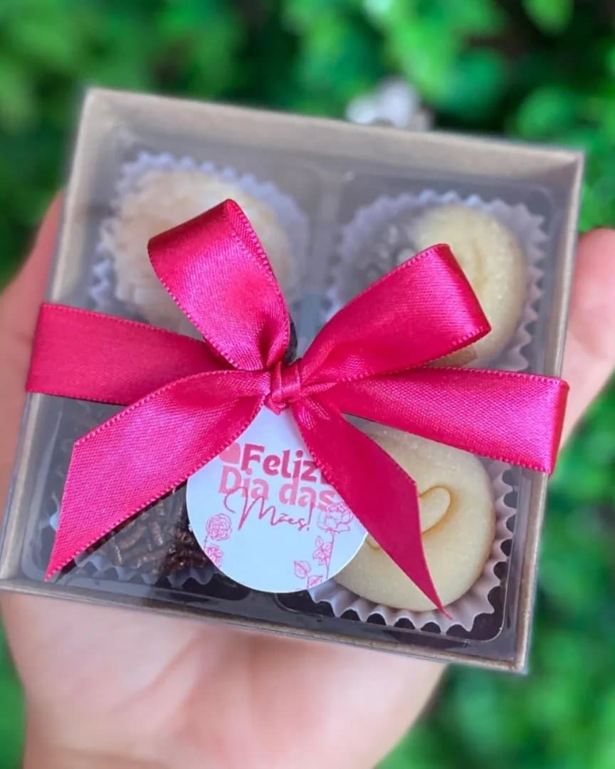 Dia das mães da @dulcisconfeitaria 🤎